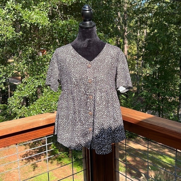 SHEIN PEPLUM BUTTON DETAIL BLOUSE Set of 2 Black/White Green/White size M Office - Picture 1 of 11